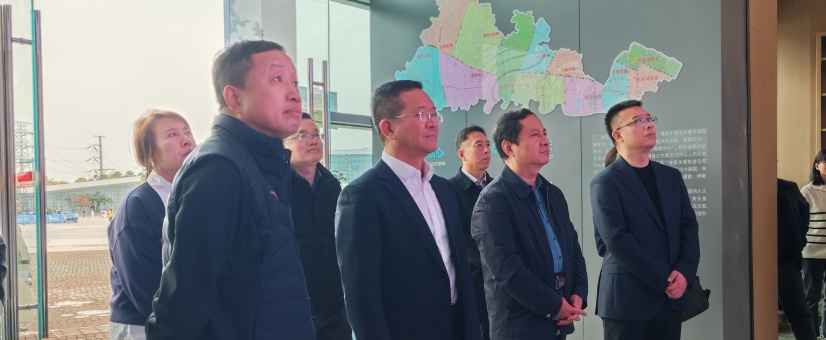 中国乐凯与保定市竞秀区共同赴成都传媒集团考察交流