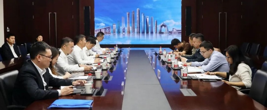 2图为在中建三局会议现场.jpg